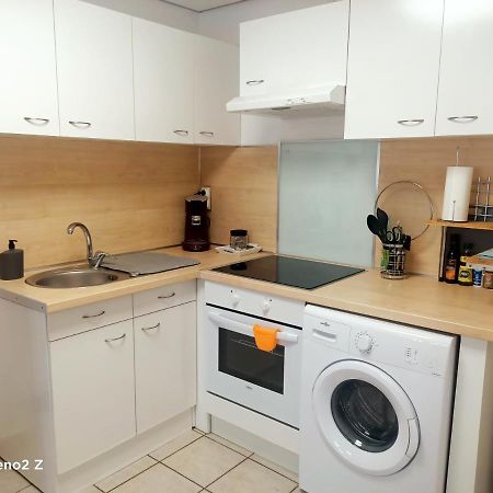 Le Petit Cosy Apartment Сан-Лорон-дьо-ла-Салонк Екстериор снимка